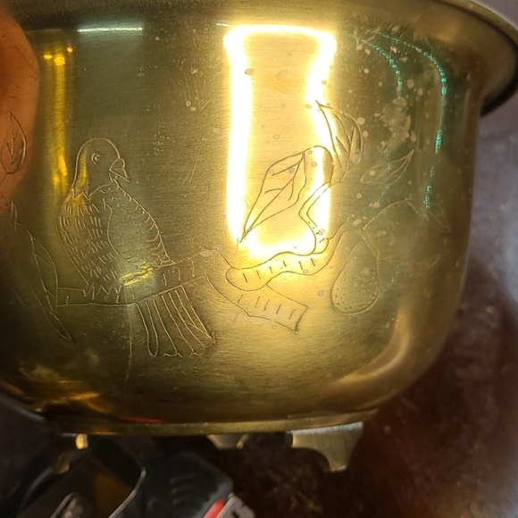 CHINESE BRASS ENGRAVED BOWL WITH A bird on a tree - Picture 7 of 9